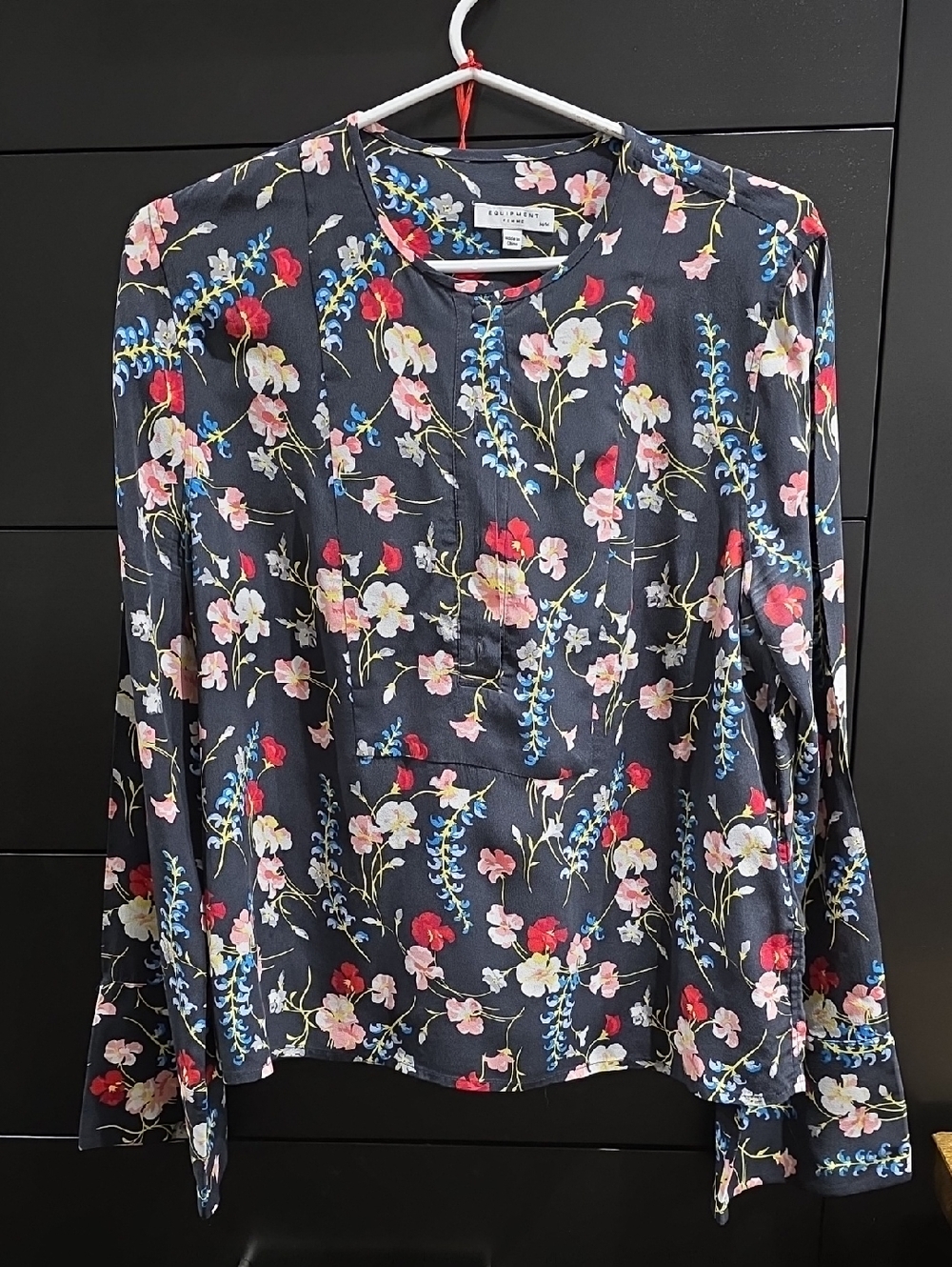 EQUIPMENT Silk Floral Long-Sleeve Blouse Black Size Medium